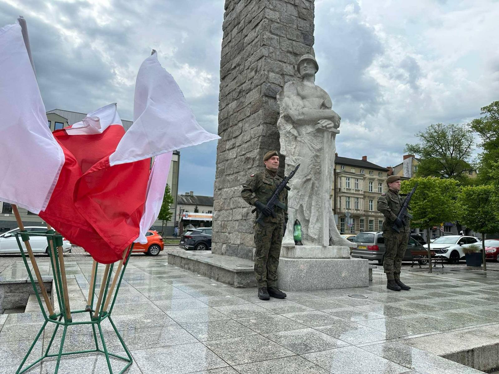 Zdjęcie z miejskich uroczystości 2 maja - Dnia Flagi RP
